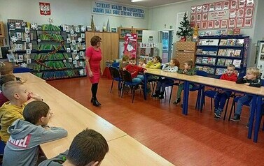 Pasowanie na czytelnika Biblioteki Publicznej w Mikołajkach Pomorskich 2