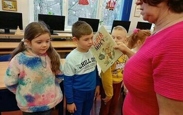 Pasowanie na czytelnika Biblioteki Publicznej w Mikołajkach Pomorskich 5