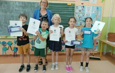 Konkurs czytelniczy pt. &quot;Znam baśnie i bajki&quot; 9