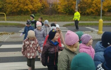 Wyjście klas I na pocztę. 2