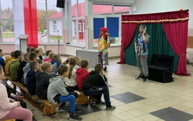 Przedstawienie teatralne  6