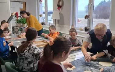 Warsztaty z Klubem Seniora &nbsp;Pozytywka &nbsp;w Mikołajkach Pomorskich. 5