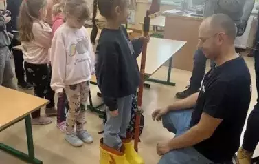 Odwiedziny Technik&oacute;w z EKO-WIATR BIS w naszej szkole! 3