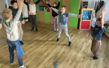 Zajęcia z gimnastyki korekcyjnej 77