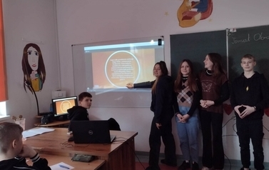 Znak Rodła kandydatem na patrona naszej szkoły &ndash; sprawozdanie klasy 8c 3