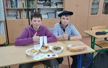 6a i 6b w Londynie i Paryżu na lekcjii geografii 4