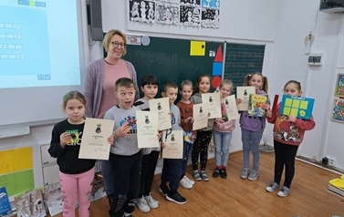 Projekty czytelnicze: &bdquo;Przeczytaliśmy &ndash; namalowaliśmy&rdquo;, &bdquo; Czytanie można polubić&rdquo; 3