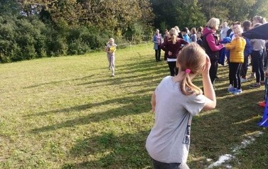 Sztafetowe biegi przełajowe - Igrzyska Dzieci i Młodzieży Szkolnej - powiatowe 10