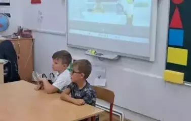 &bdquo;M&oacute;j-robot&rdquo; &ndash; zajęcia z robotyki i programowania w klasie 1a  3