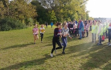 Sztafetowe biegi przełajowe - Igrzyska Dzieci i Młodzieży Szkolnej - powiatowe 18