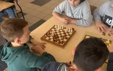 Szkolny Turniej Szach&oacute;w 12