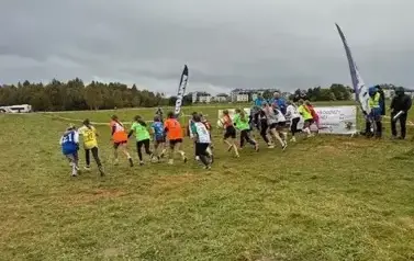 Sztafetowe biegi przełajowe finał 81