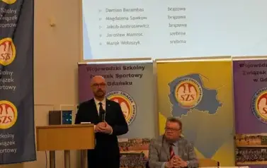 Wielkie wyr&oacute;żnienie dla naszej szkoły i nauczycieli wf 6