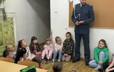 Spotkanie z rodzicem pracującym w Służbie Więziennej 16