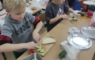 Warsztaty kulinarne w klasach 3a i 3b 11
