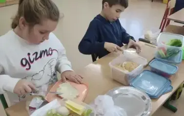 Warsztaty kulinarne w klasach 3a i 3b 19