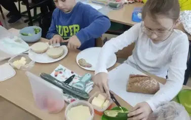 Warsztaty kulinarne w klasach 3a i 3b 22