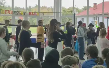Otrzęsiny klas czwartych 6