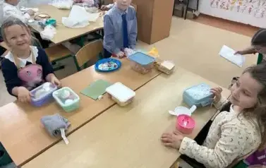 Śniadanie daj moc w klasie 1b 1