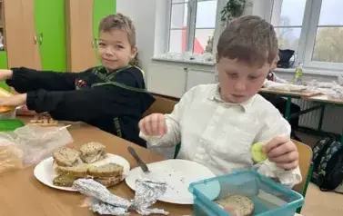 Śniadanie daj moc w klasie 1b 10