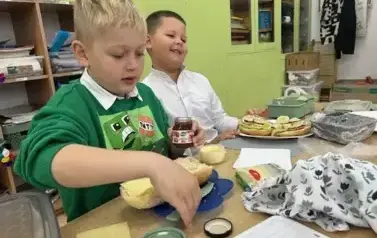 Śniadanie daj moc w klasie 1b 11