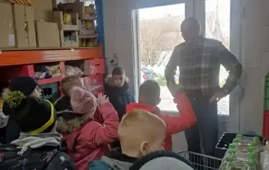 Wycieczka klas III do sklepu 7