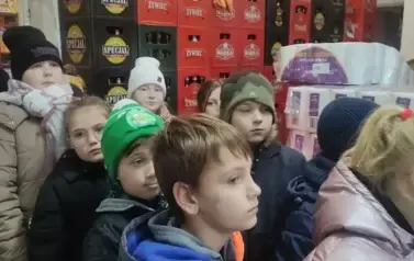 Wycieczka klas III do sklepu 8