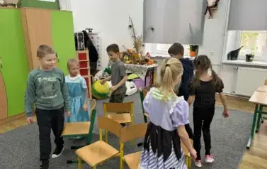 Andrzejki w klasach 1-3 4