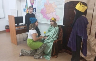 Projekt edukacyjny w klasach VI &ndash; &bdquo;Demokracja szlachecka w XVI wieku&rdquo; 4