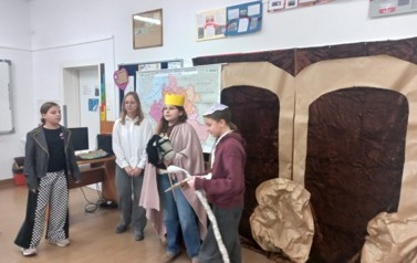 Projekt edukacyjny w klasach VI &ndash; &bdquo;Demokracja szlachecka w XVI wieku&rdquo; 16
