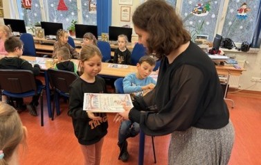 Ślubowanie klas pierwszych na czytelnika 3