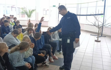 Spotkanie profilaktyczne &bdquo;Bezpieczne ferie&rdquo; dla klas I&ndash;VIII 2