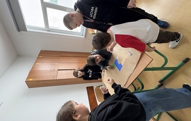 Tw&oacute;rczo, kolorowo, ekologicznie &ndash; nasze projekty z angielskiego w klasie 4b Czw 22:37 9