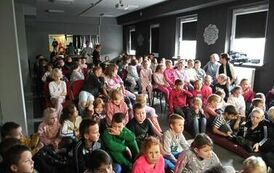 Teatrzyk pt: &bdquo; Złośliwości jej kr&oacute;lewskiej mości&rdquo;. 9