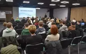 Wycieczka uczni&oacute;w do firmy Jabil 12