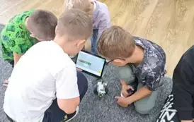 &bdquo;M&oacute;j-robot&rdquo; &ndash; zajęcia z robotyki i programowania w klasie 1a  2