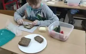 Warsztaty kulinarne w klasach 3a i 3b 10