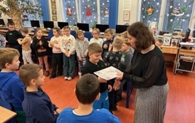 Ślubowanie klas pierwszych na czytelnika 31