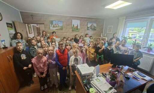 Uczniowie klas II z wizytą w Urzędzie Gminy